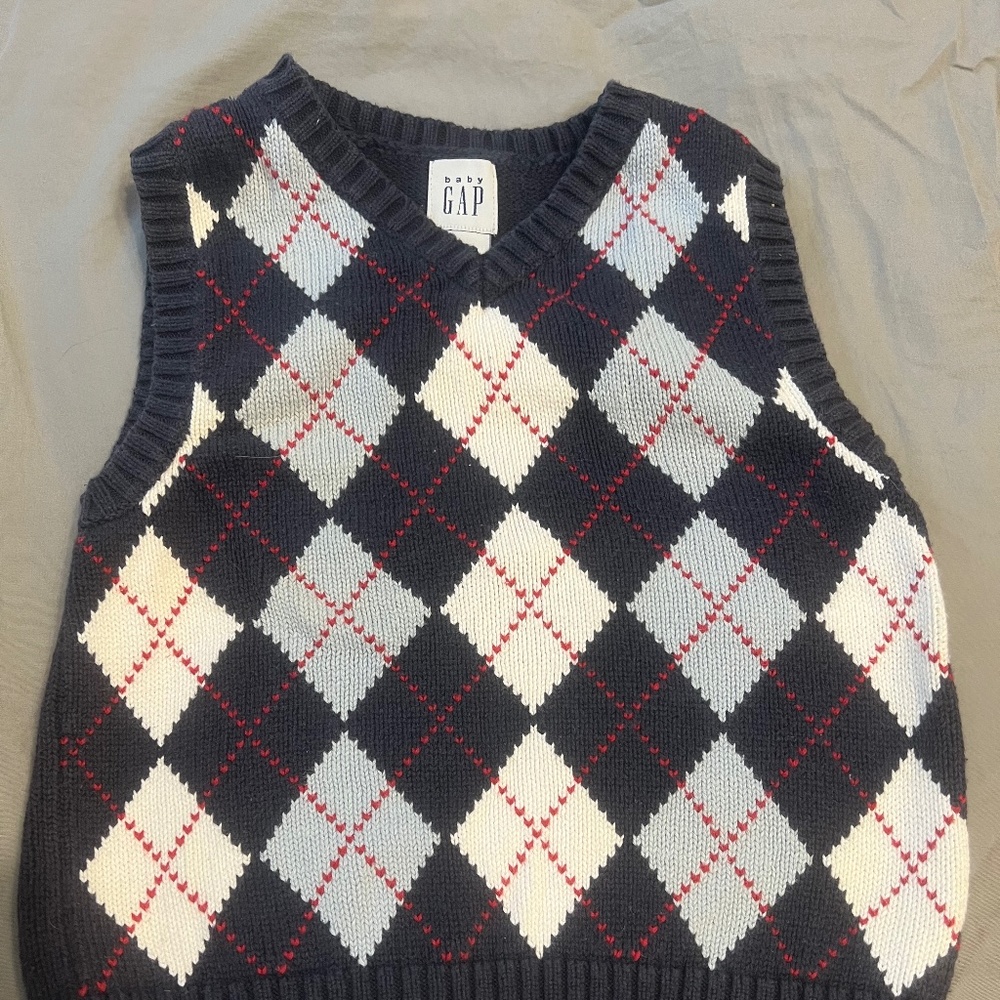 Sweater vest